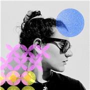 Laureata in Design della Comunicazione, offro lezioni online di Photoshop e Illustrator